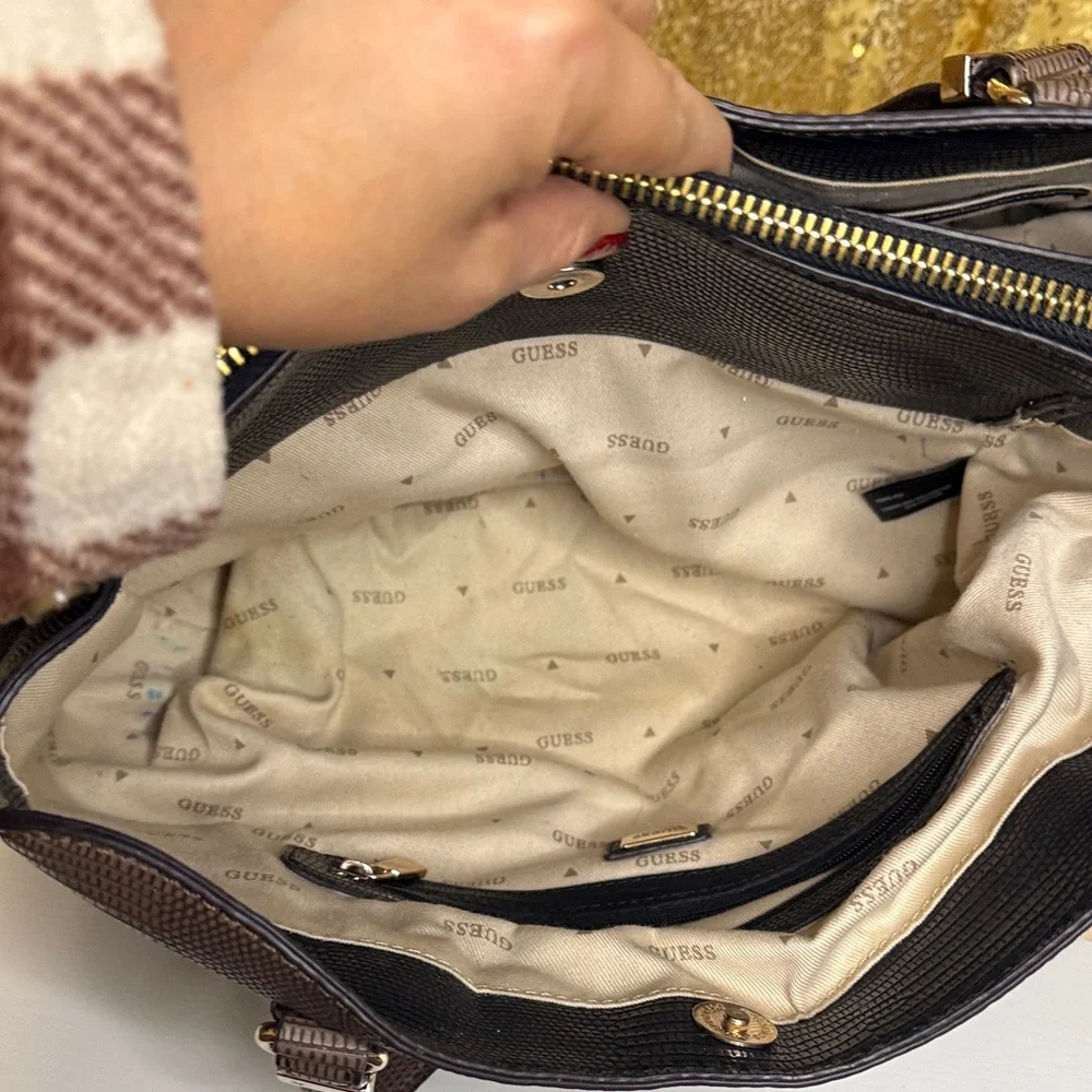 Guess Lyndi Large Girlfriend Textured Brown Satchel Bag
